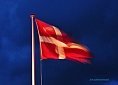 Flagę Danii czci się w sposób szczególny....
